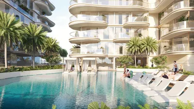 Sunbathing Lounge & Cabanas