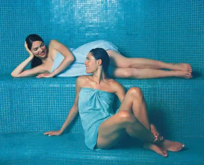 Ladies' Sauna & Steam Room