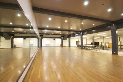 Leos Dance Studio