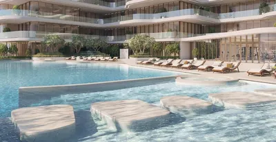Infinity Pool & Pool Bar