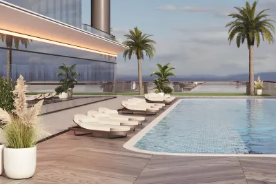 Swimming Pool & Pool Deck