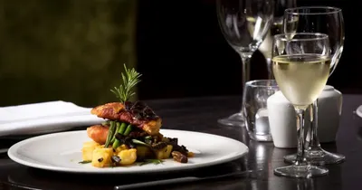 Breakfast & All Day Dining Restaurant - Health Bar